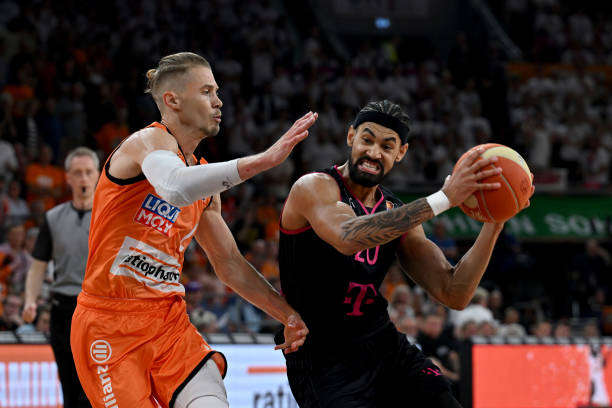 诺丁汉森林 诺丁汉森林